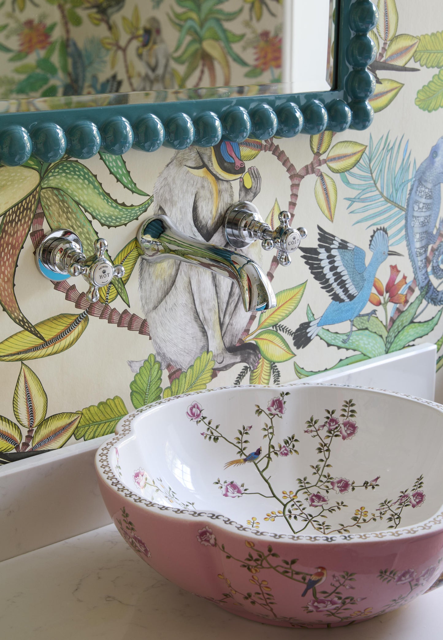 Victrion Wall Mount Lever 3 Tap Hole Basin Filler Tap