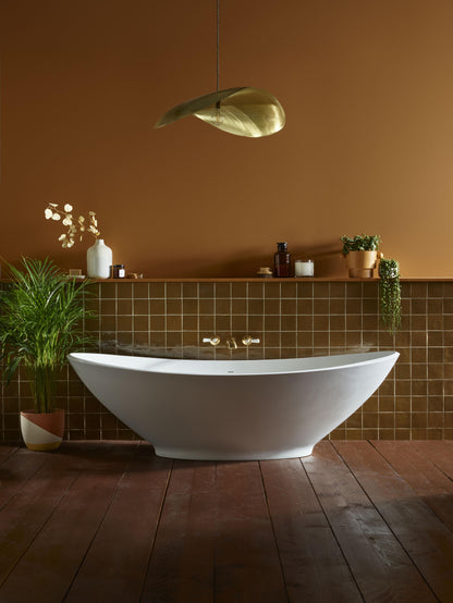 BC Designs Kurv 1890mm Gloss White Freestanding Bath