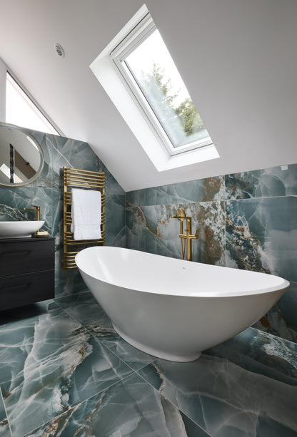 BC Designs Kurv 1890mm Matt White Freestanding Bath