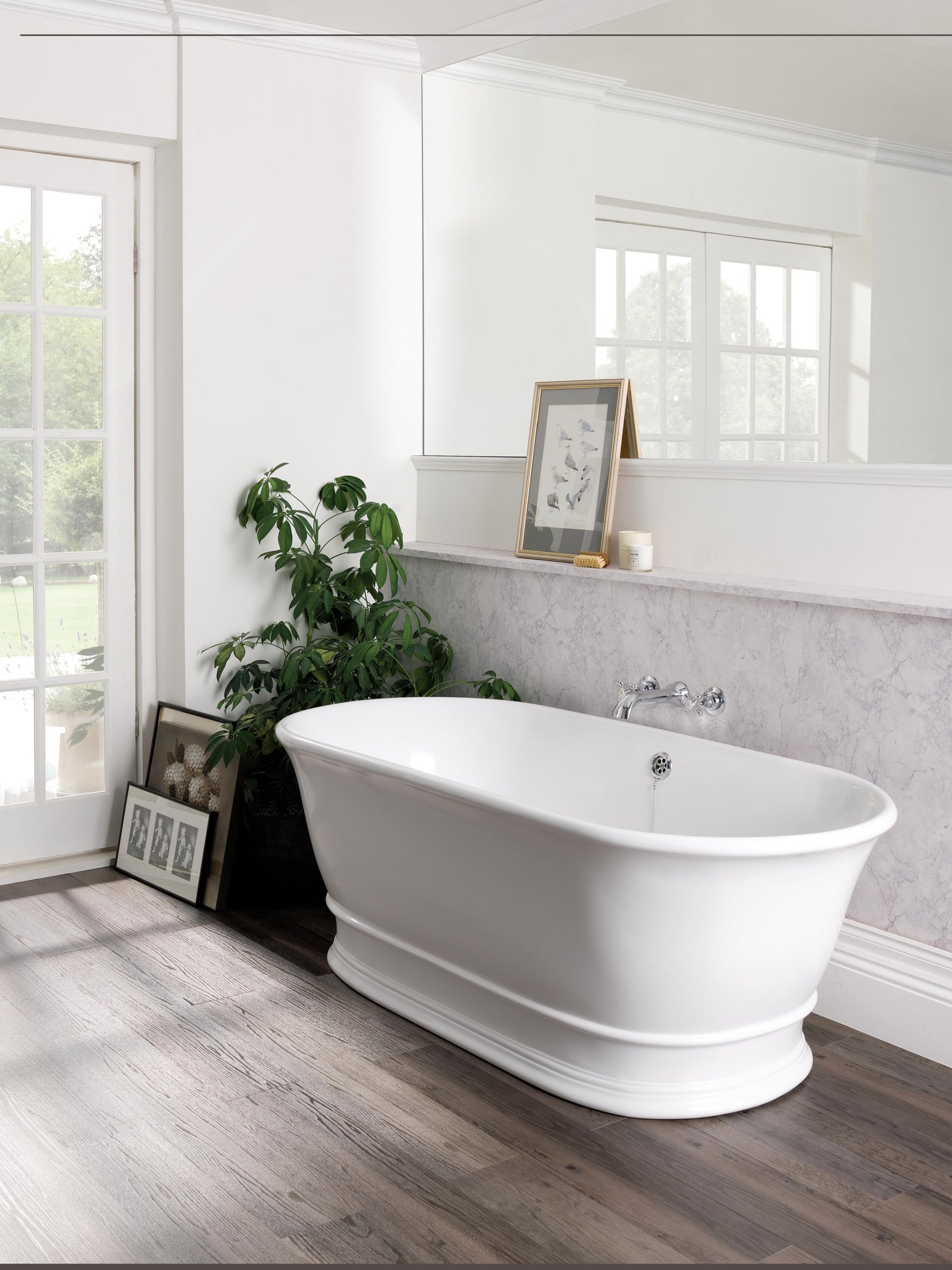 BC Designs Bampton 1555mm Polished White Freestanding Bath