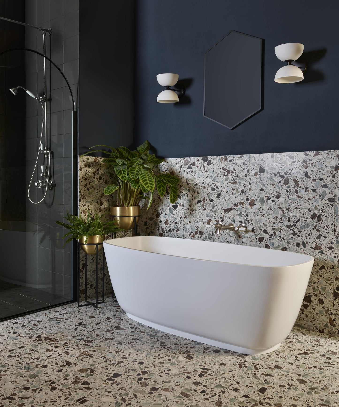 BC Designs Divita 1495mm Polished White Freestanding Bath