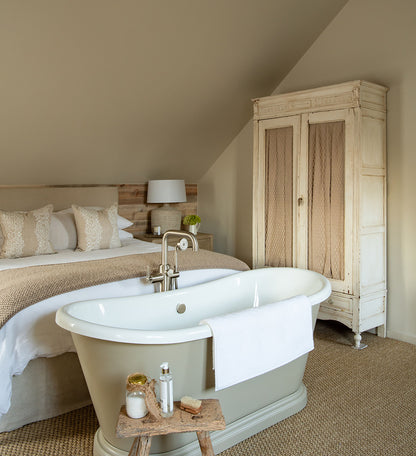 BC Designs Acrylic 1700mm Boat Freestanding Bath