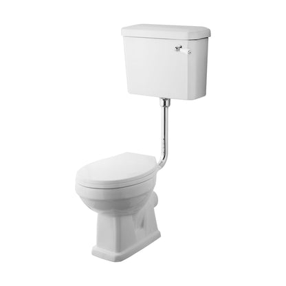 [BCKI005] Madeley Traditional Toilet with Low Level Cistern, Flush Pipe Kit and Soft Close Toilet Seat - Cutout