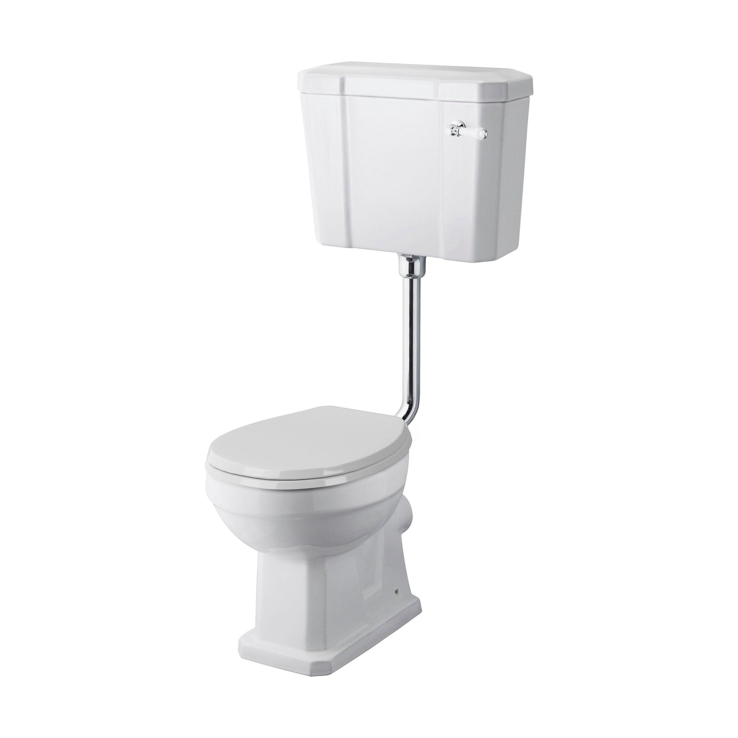 [BCKI008] Madeley Traditional Comfort Height Toilet with Low Level Cistern, Flush Pipe Kit and Soft Close Seat, - Cutout