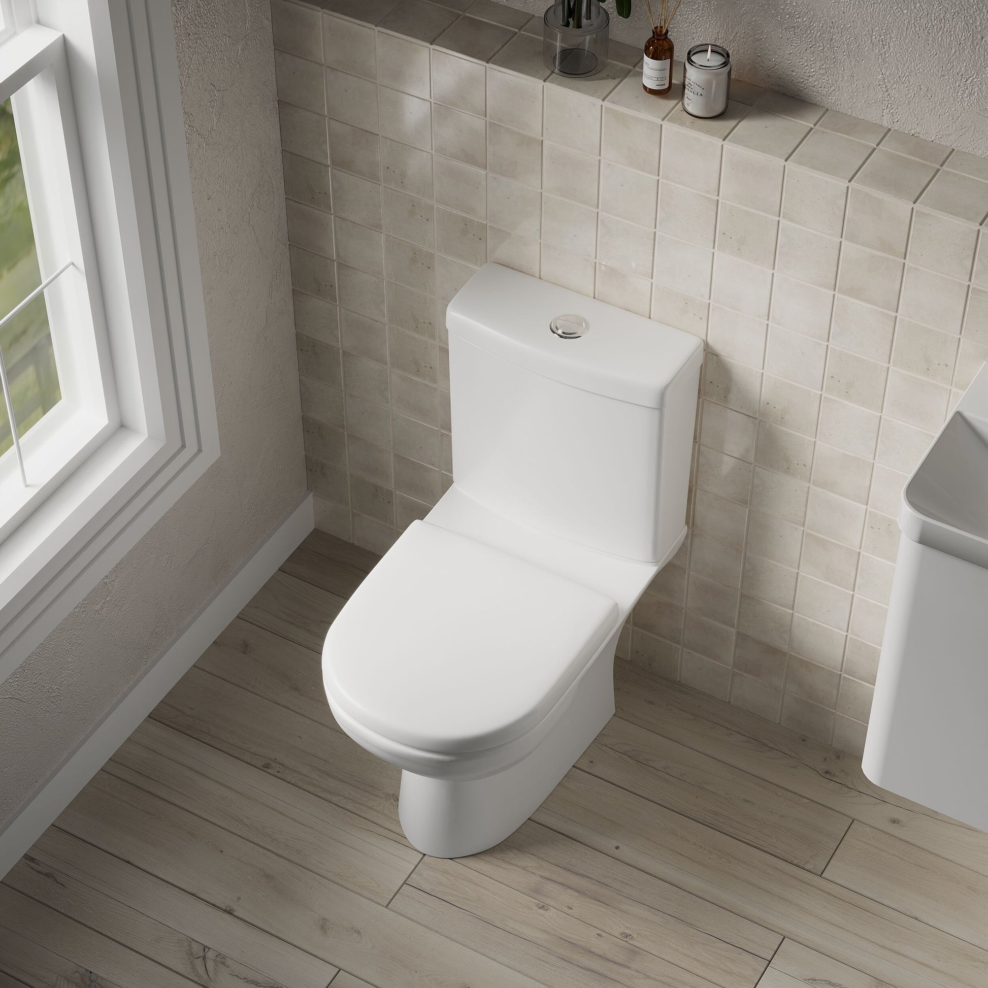 [BCRI002] Close Coupled Toilet Pan & Cistern  - 825mm x 395mm x 670mm - Lifestyle 2