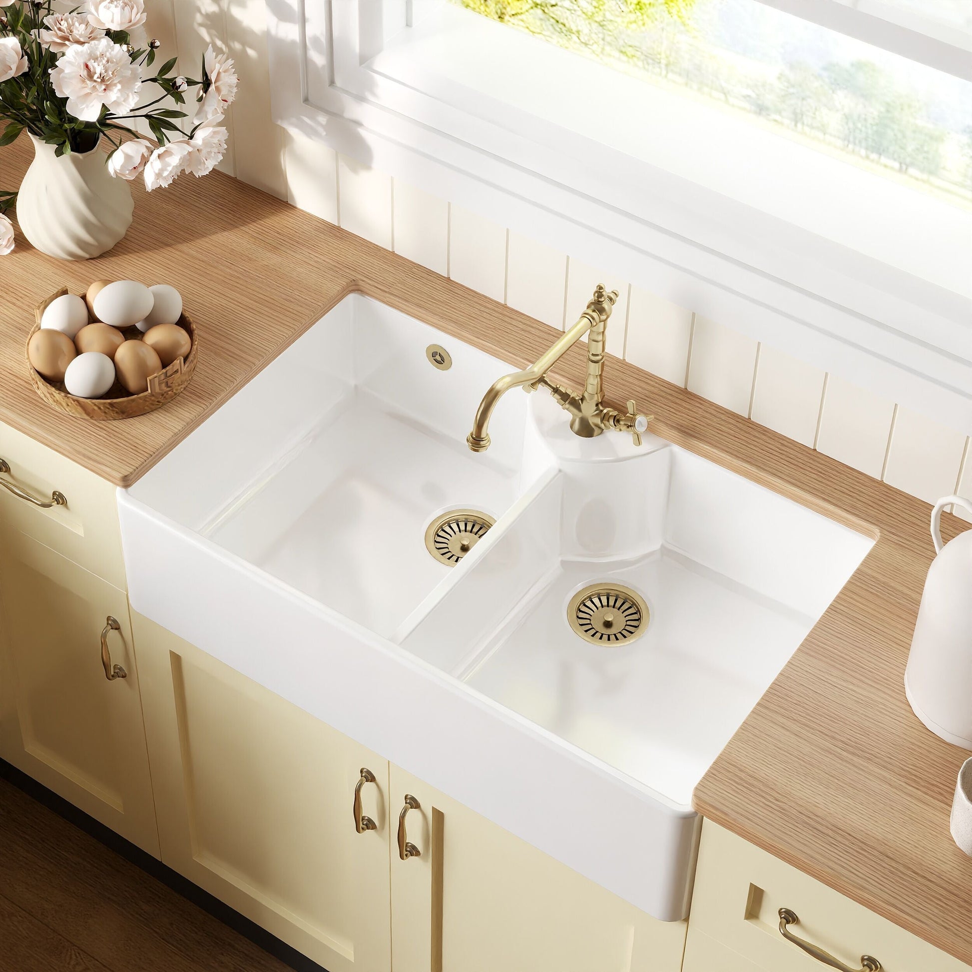 [BKS217WT13] Traditional Fireclay Kitchen Sink Bundle: Double Bowl Butler 1 Tap Hole, Wastes & Classic Tap, 895mm - Brushed Brass - Lifestyle 2
