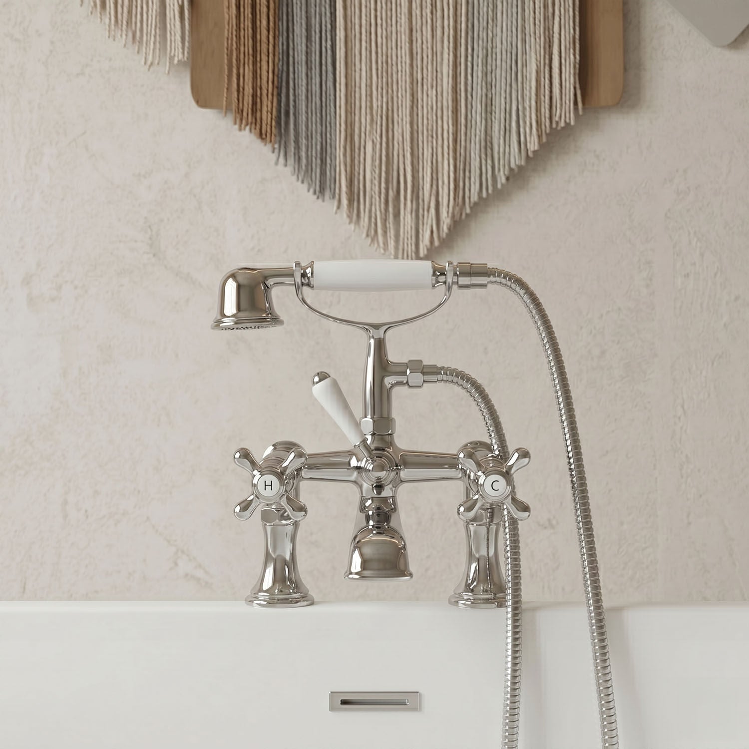 [BT9124] Traditional Bathroom Crosshead and Lever Handle Bath Shower Mixer Tap with Kit - Chrome - Silo