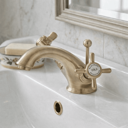 [BTKI805X] Balterley Hanchurch Traditional Mono Basin Mixer Tap - Chrome or Brushed Brass - Silo