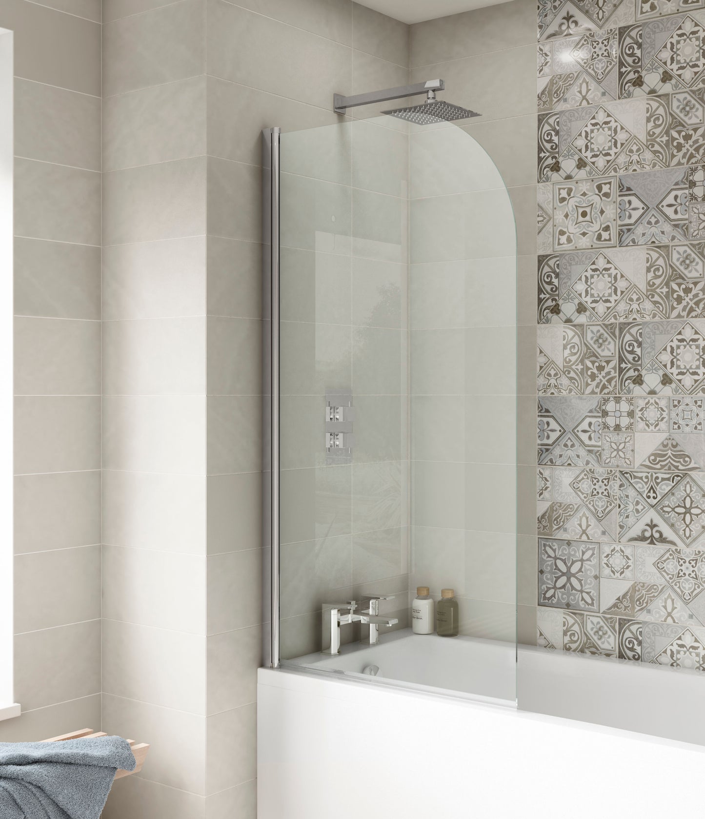 Nuie 790mm Semi-Frameless Chrome Bath Screen